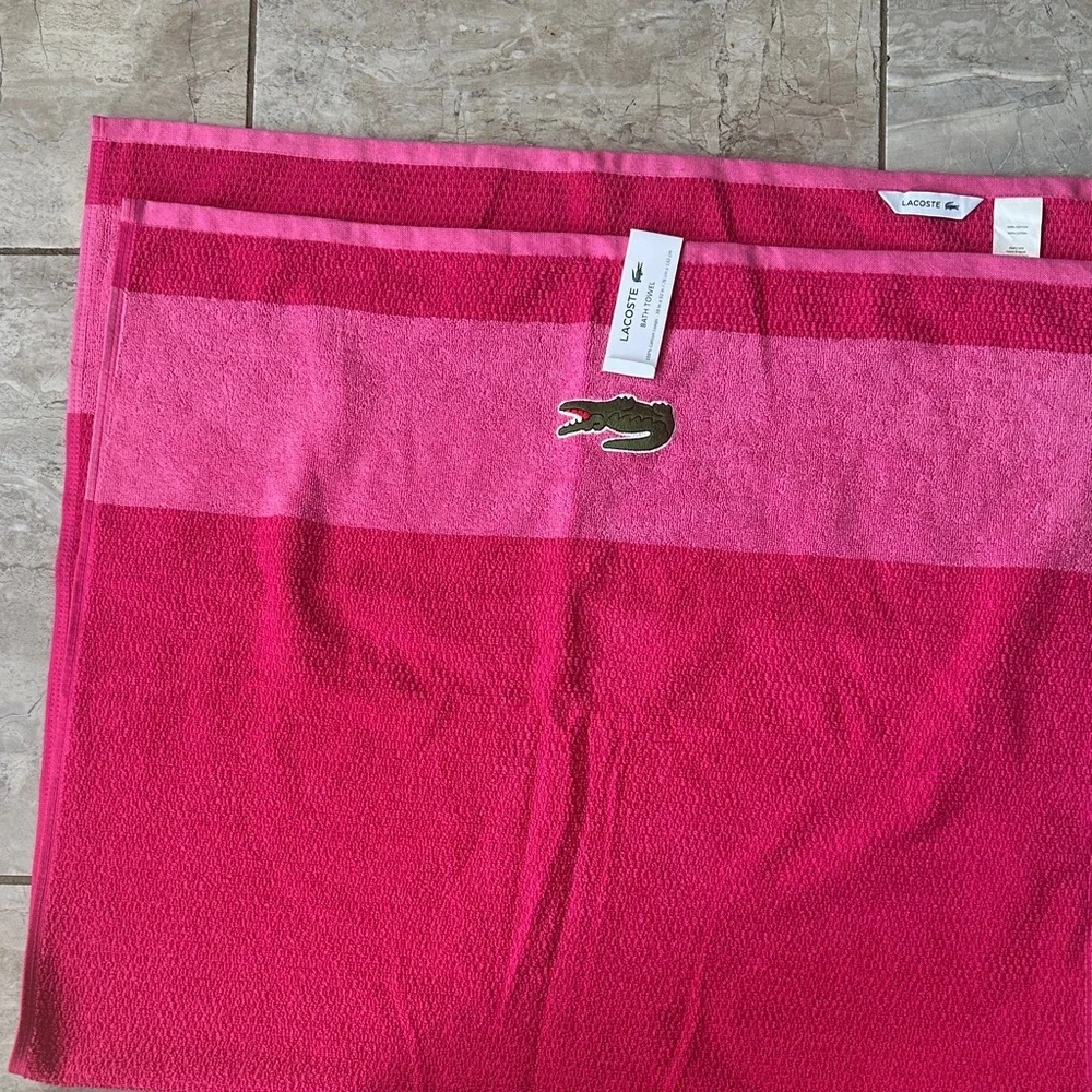 Lacoste stylish pink